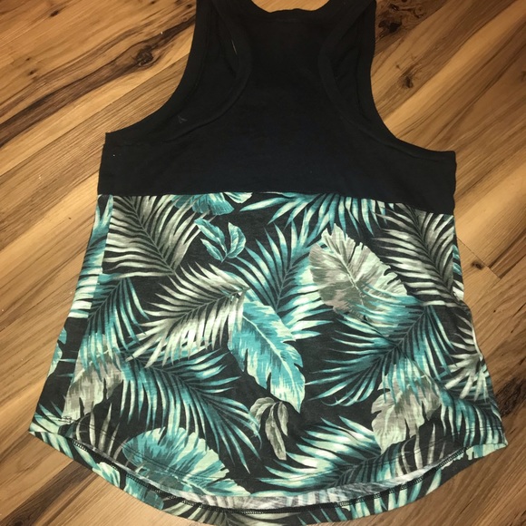 Vs Pink Limited Edition Tank top - Picture 5 of 16